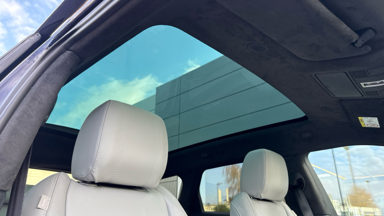 Land Rover Range Rover Evoque 1.5 P300e Autobiography 5dr Auto Hatchback